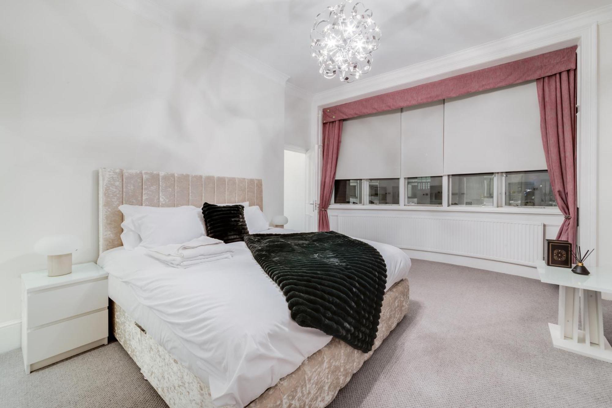 Luxury London 3 Bedroom Duplex With Pool Table - 4Hs Eksteriør bilde